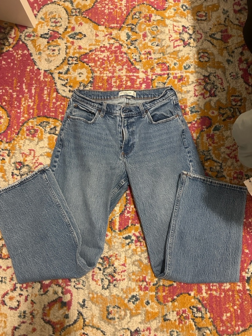 Abercrombie and Fitch low rise baggy jeans